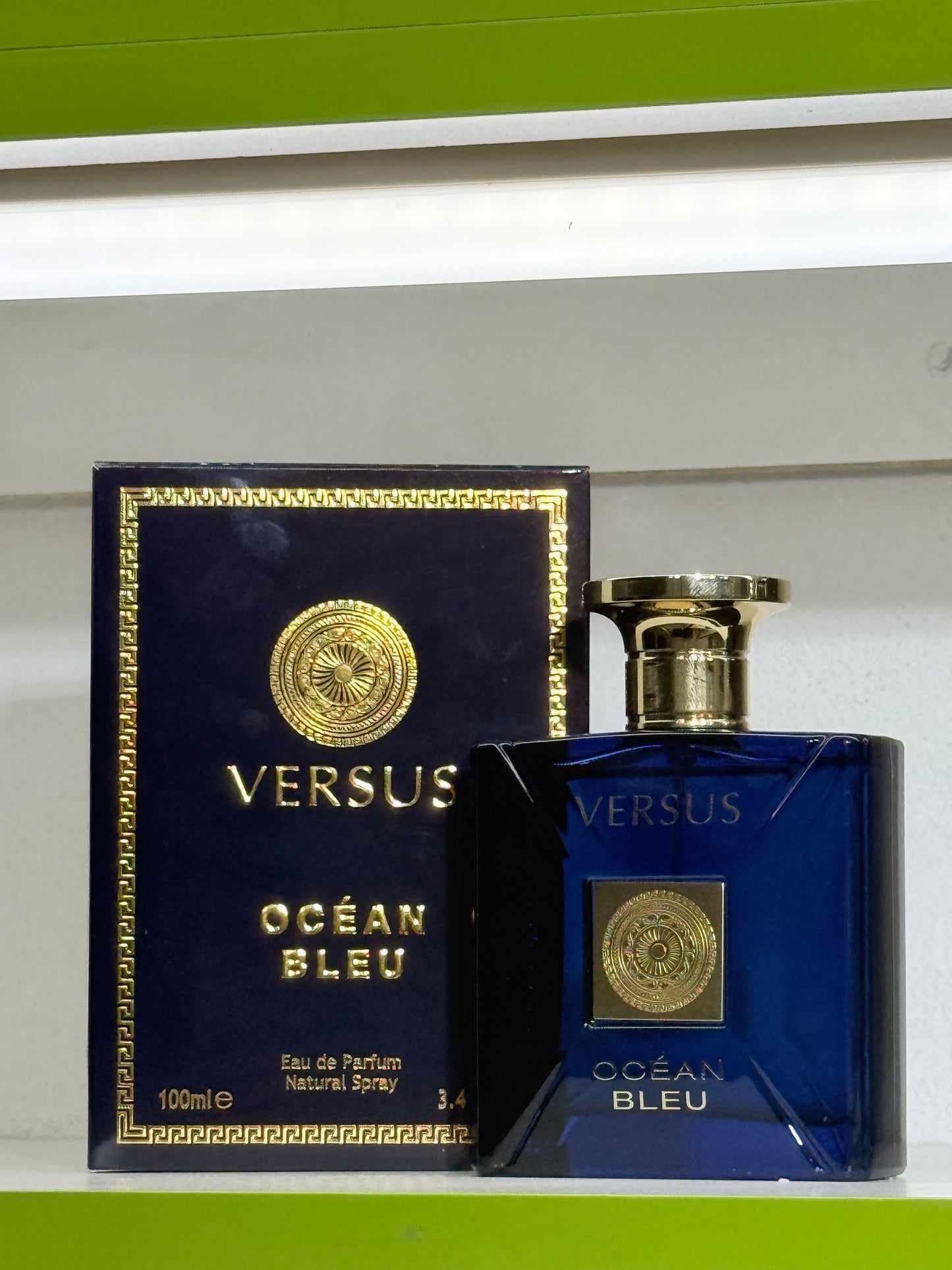 VERSUS OCEAN BLUE